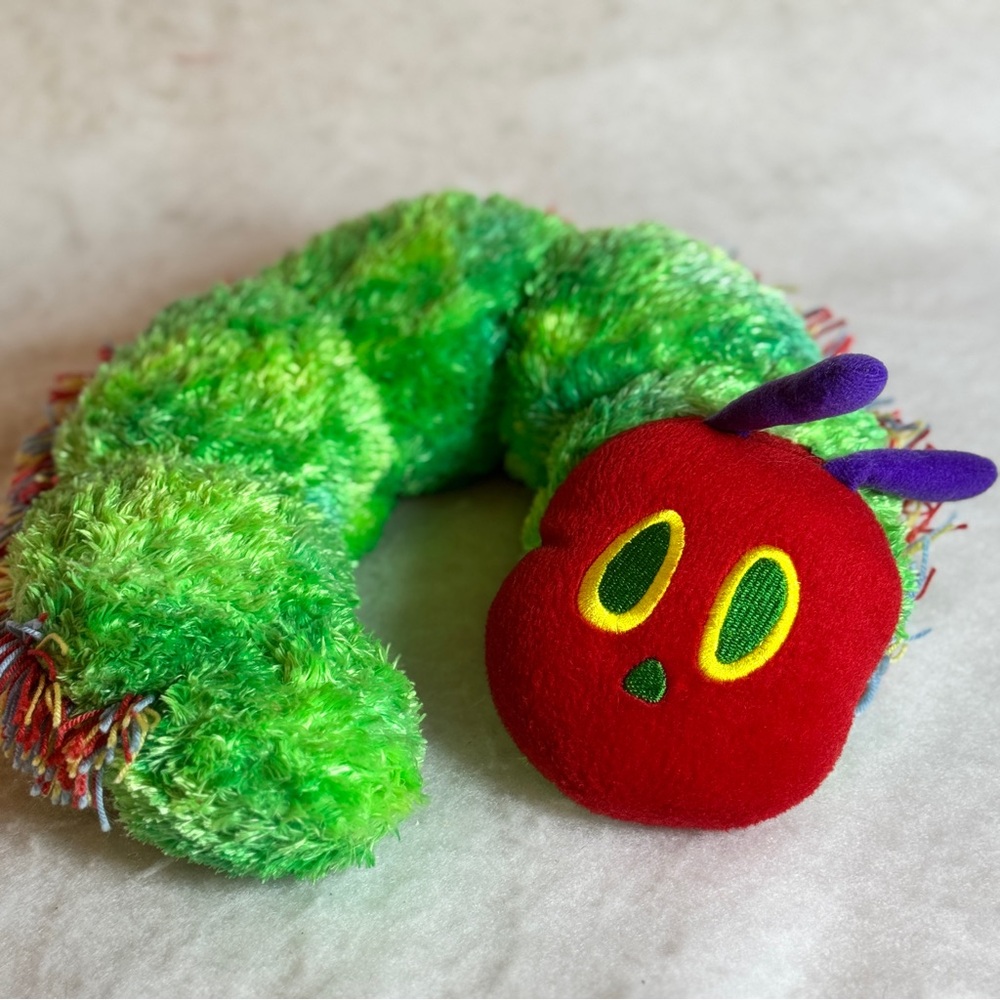 2014 Eric Carle The Very Hungry Caterpillar travel neck pillow Plush toy‎